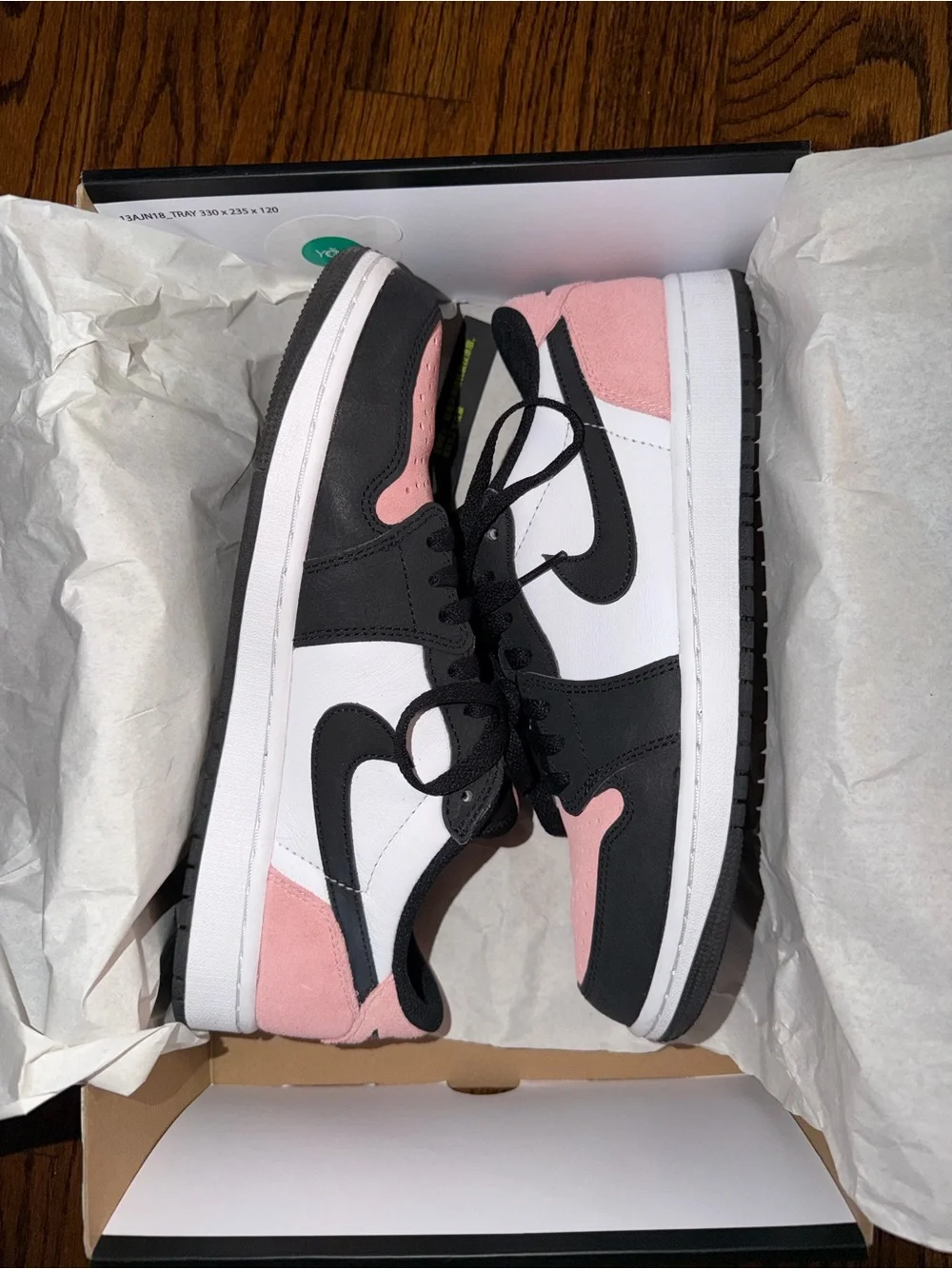 Air Jordan 1 Retro Low OG Salmon Men 9.5